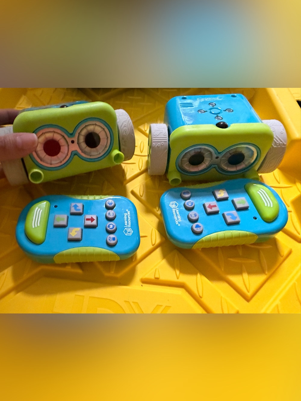 One Learning Resources Botley Coding Robots- Interactive STEM Coding Toy - Picture 5 of 7